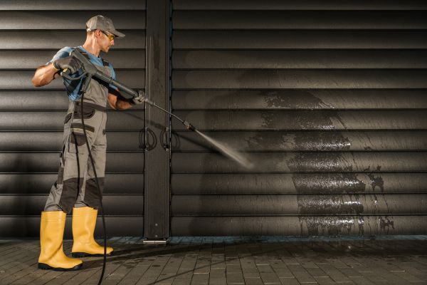 Cost of Garage Power Washing in Dothan