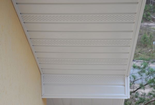 Cost of Soffit Dirt Removal in Dothan