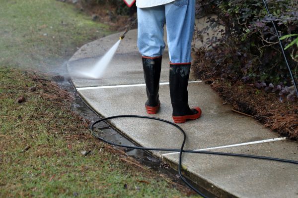 Cost of Sidewalk Pressure Cleaning in Dothan