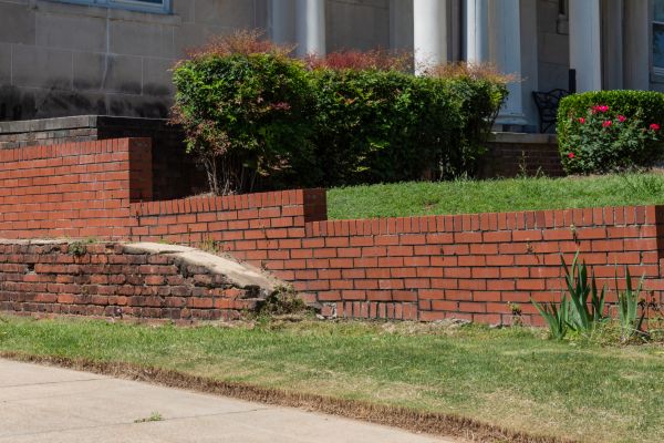 Cost of Retaining Wall Cleaning in Dothan