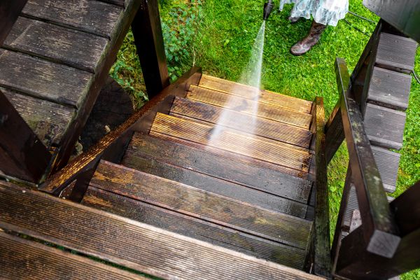 Cost of Wood Power Washing in Dothan